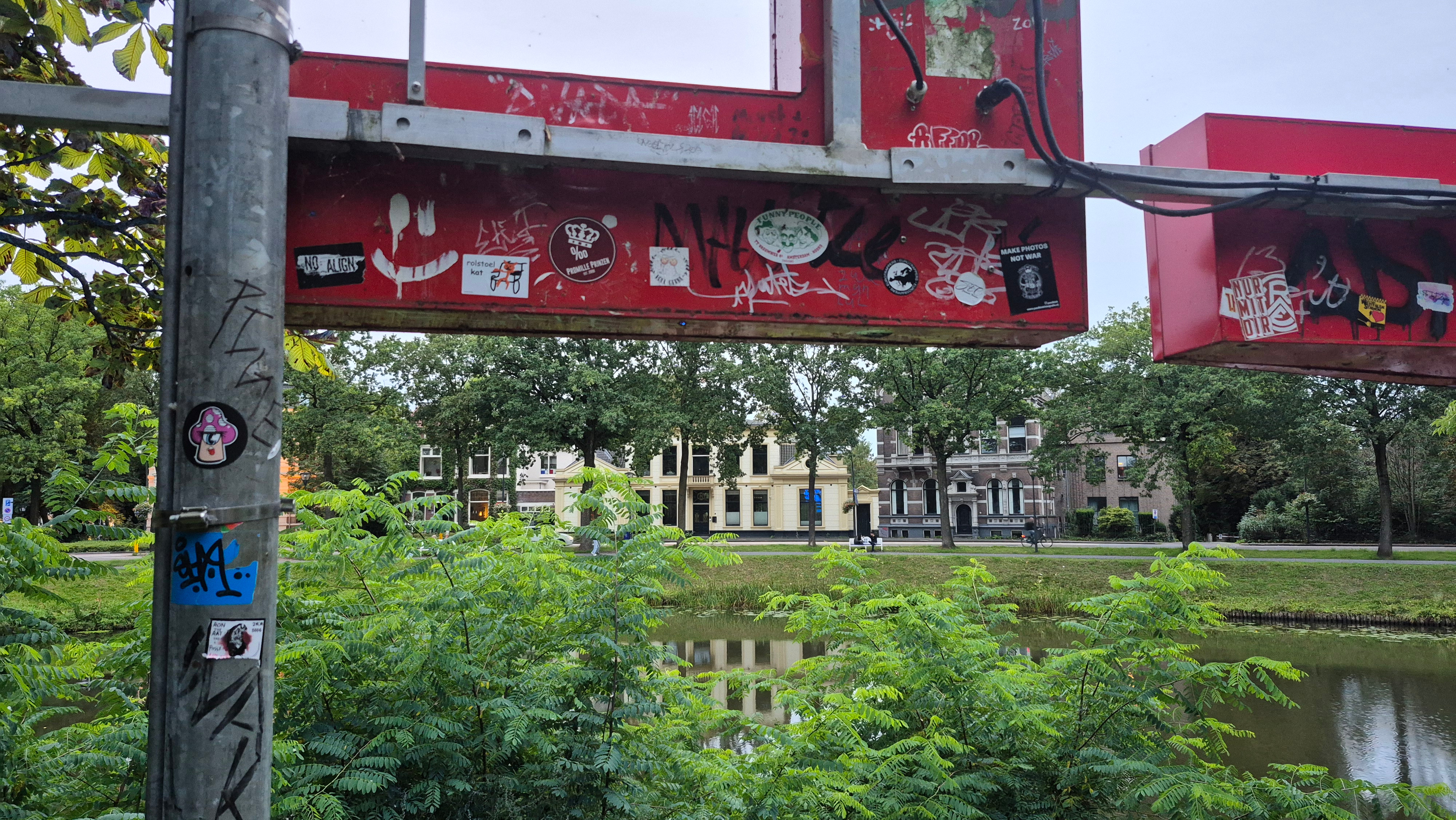 sticker geplakt in Zwolle, Nederland door Frank